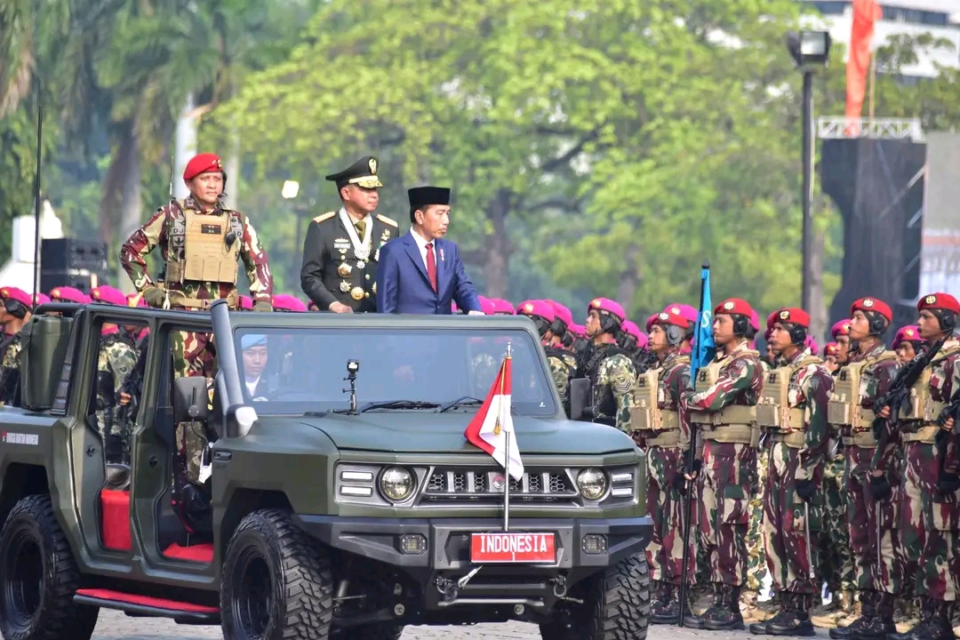 Marinir Raih Juara Parade dan Defile HUT TNI ke – 79 2024