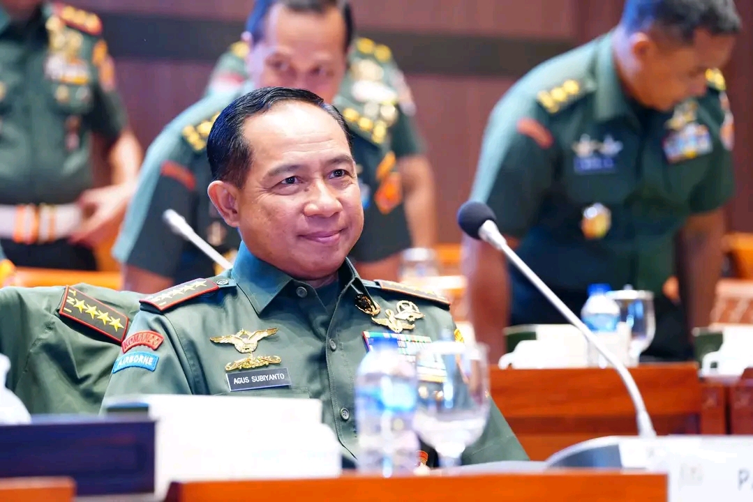 Panglima TNI Hadiri Rapat Kerja Bersama DPR RI  Bahas  Isu Strategis