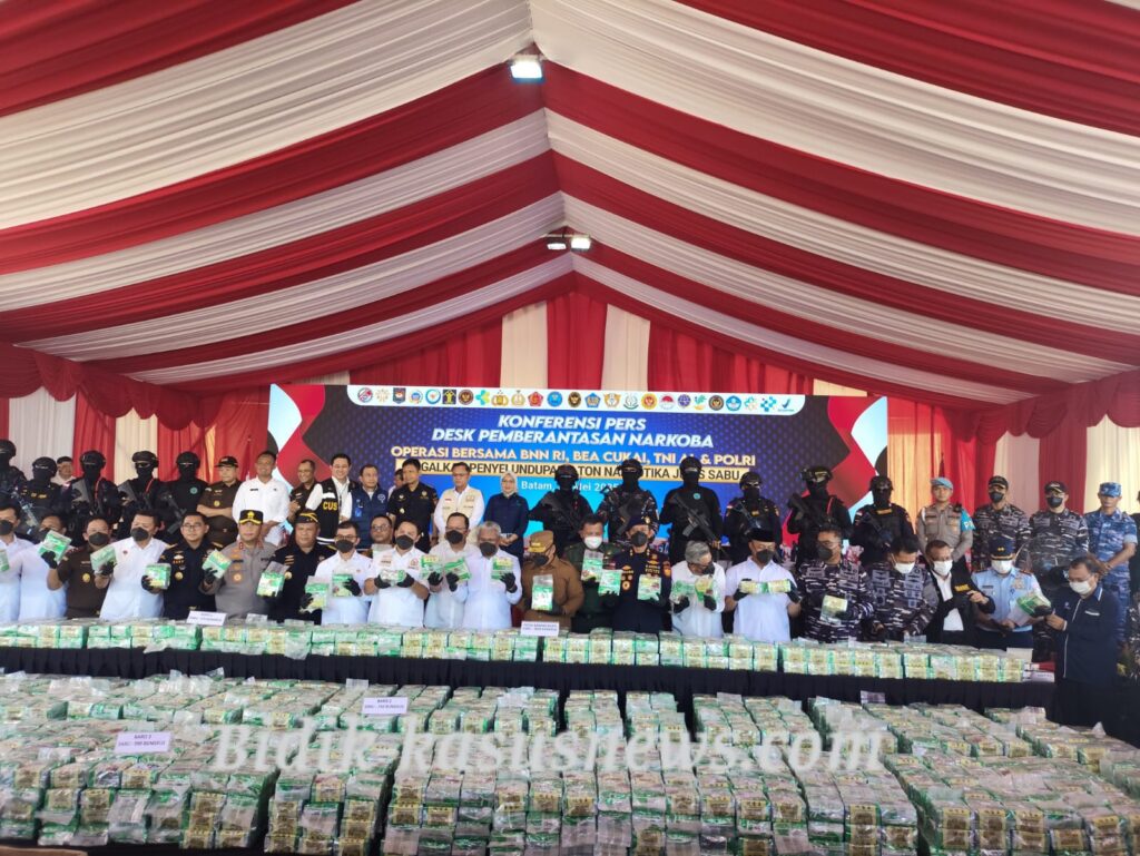 Pengungkapan Terbesar Sepanjang Sejarah: 2 Ton Sabu Disita BNN, Bea Cukai, TNI AL, dan Polda Kepri di Perairan Riau