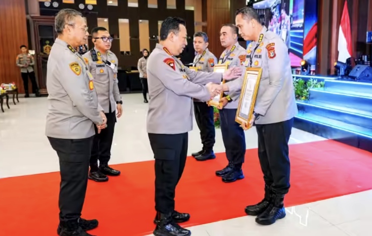 Tutup Rakernis SSDM dan Slog, Kapolri Komitmen Dukung Program Pemerintah