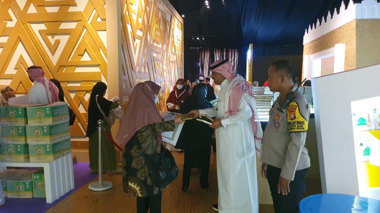 Pengunjung Membludak di Pameran Indonesia-Saudi, Polsek Sawah Besar Hadir Berikan Rasa Aman