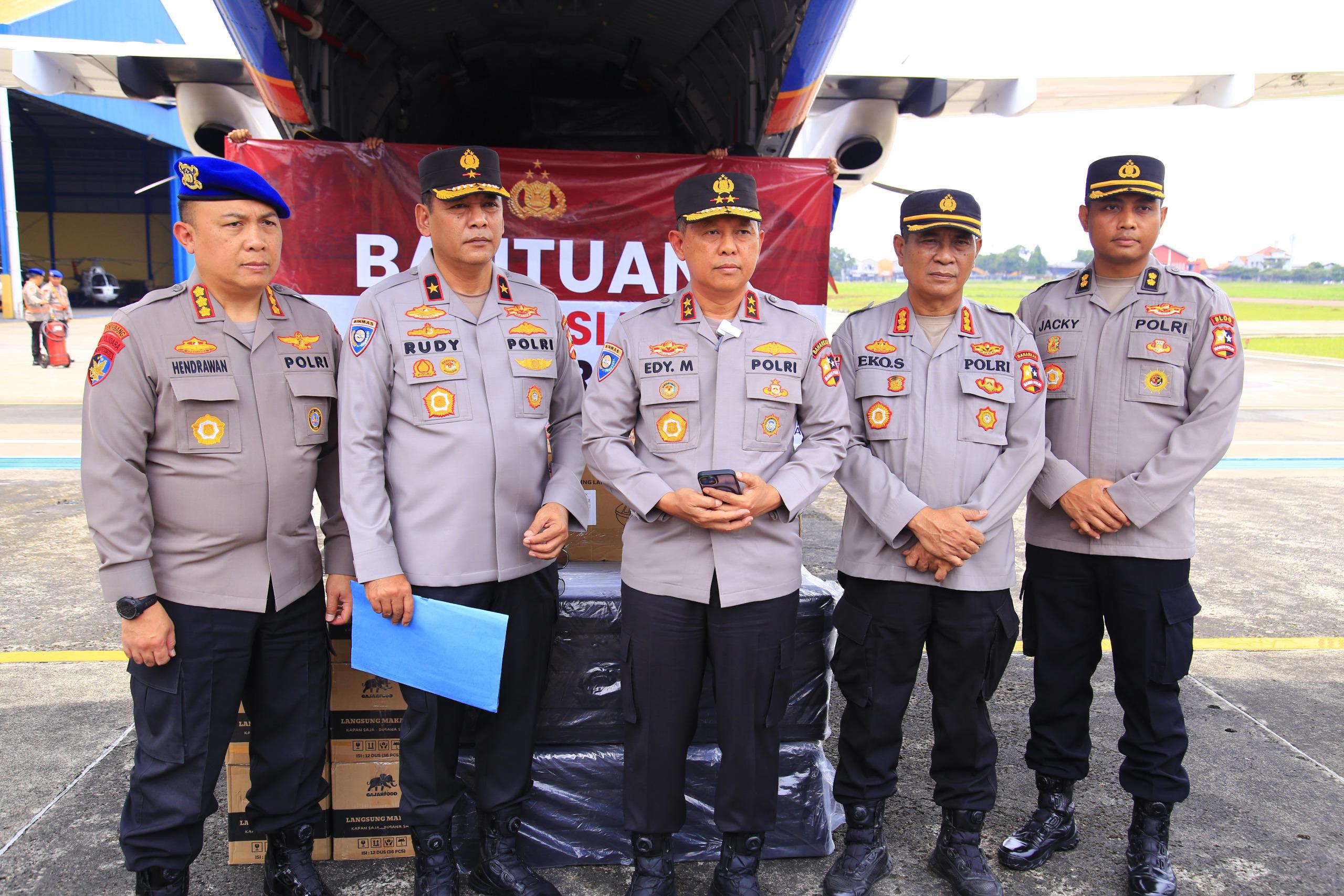 Polri Kirim Misi Kemanusiaan ke NTT untuk Bantu Korban Banjir Bandang dan Longsor