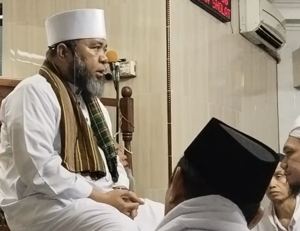 Helmi Hasan Menginspirasi Mahasiswa LP3I dan Jamaah Masjid Al-Karomah dengan Semangat Amal Agama