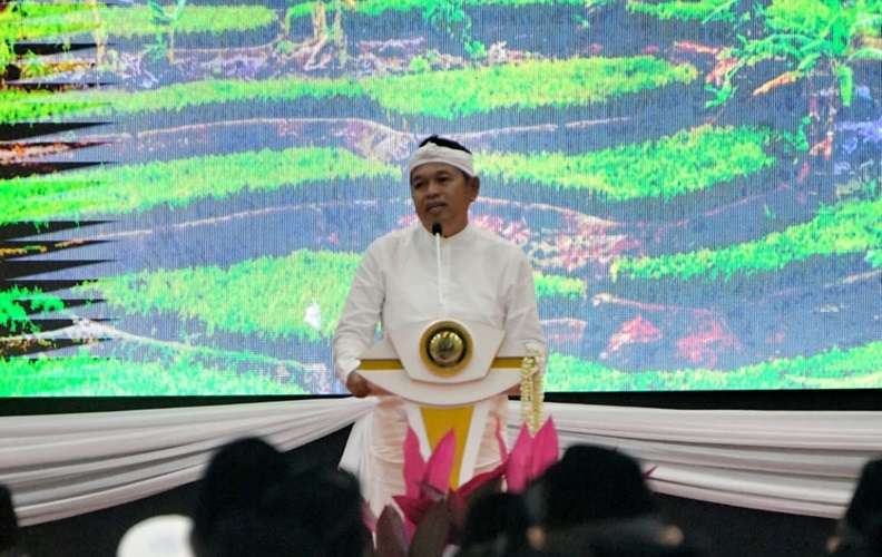 Cegah Longsor dan Banjir, KDM Ajak Warga Jawa Barat Kembalikan Fungsi Alami Gunung